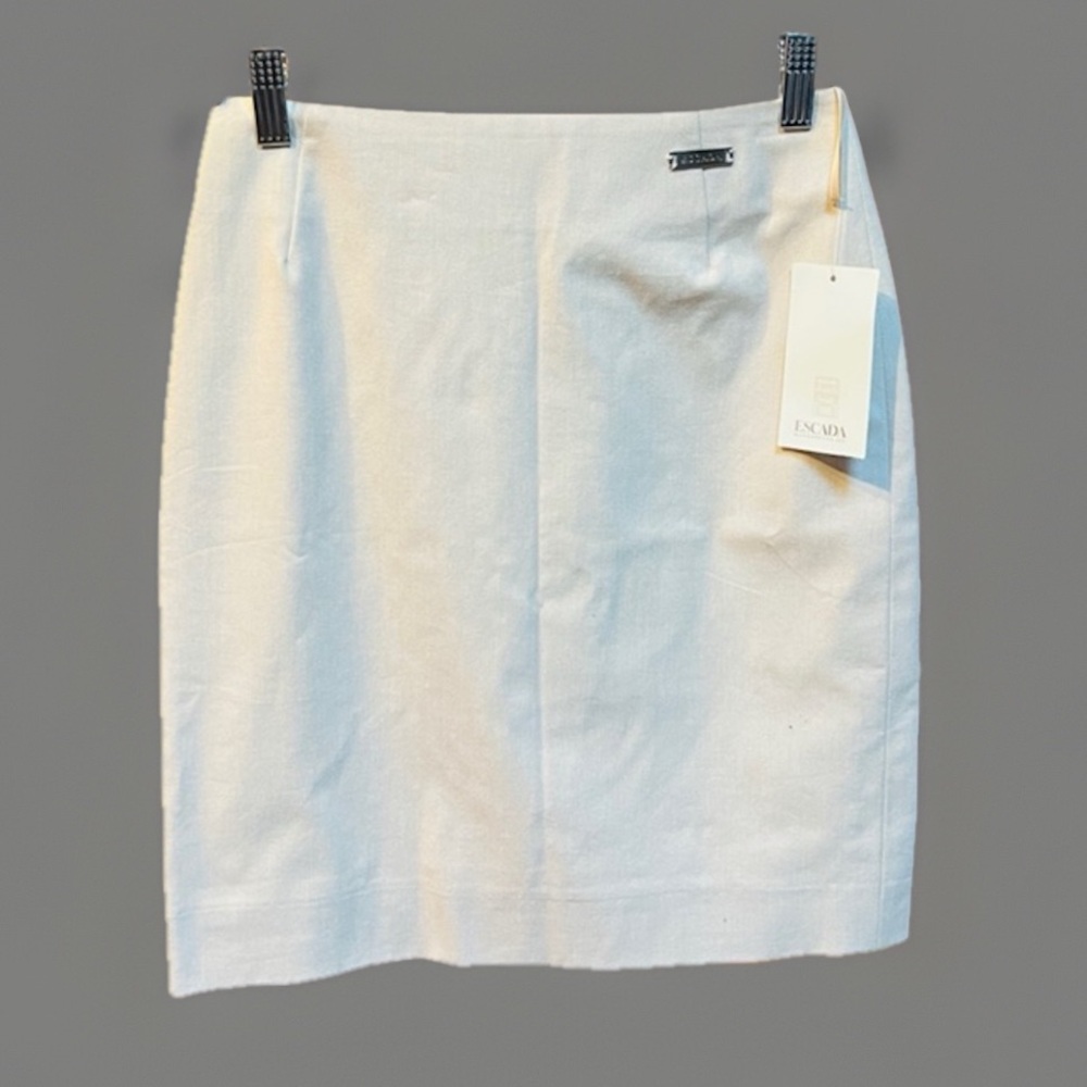 Escada Size 34 Cream Lined Zip Up Pencil Skirt
